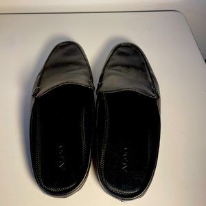 Aldo Men’s Loafer Mule. Size 10.5